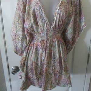 Beautiful NWOT Victoria Secret cover-up